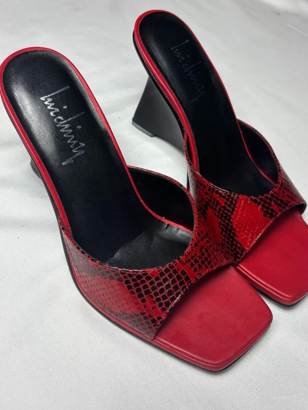 Luichiny Women’s Red Snakeskin Block Heel Slide Sandals Made in Brazil | Size 9